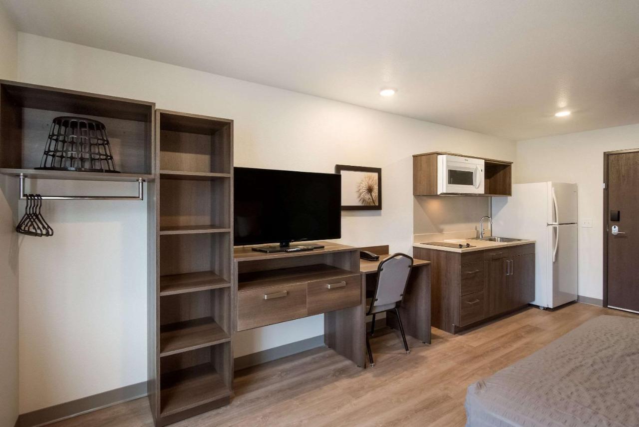 Woodspring Suites Colorado Springs North - Air Force Academy ภายนอก รูปภาพ