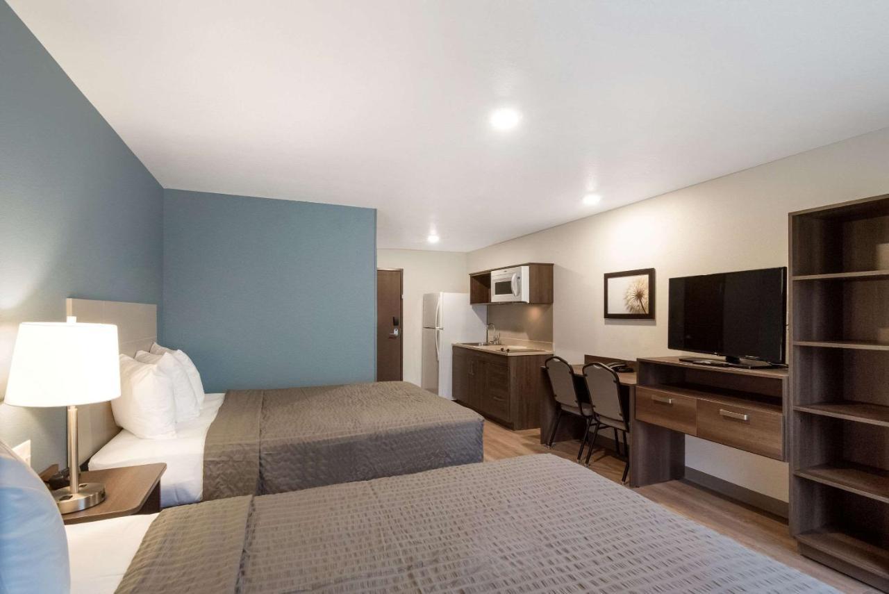 Woodspring Suites Colorado Springs North - Air Force Academy ภายนอก รูปภาพ